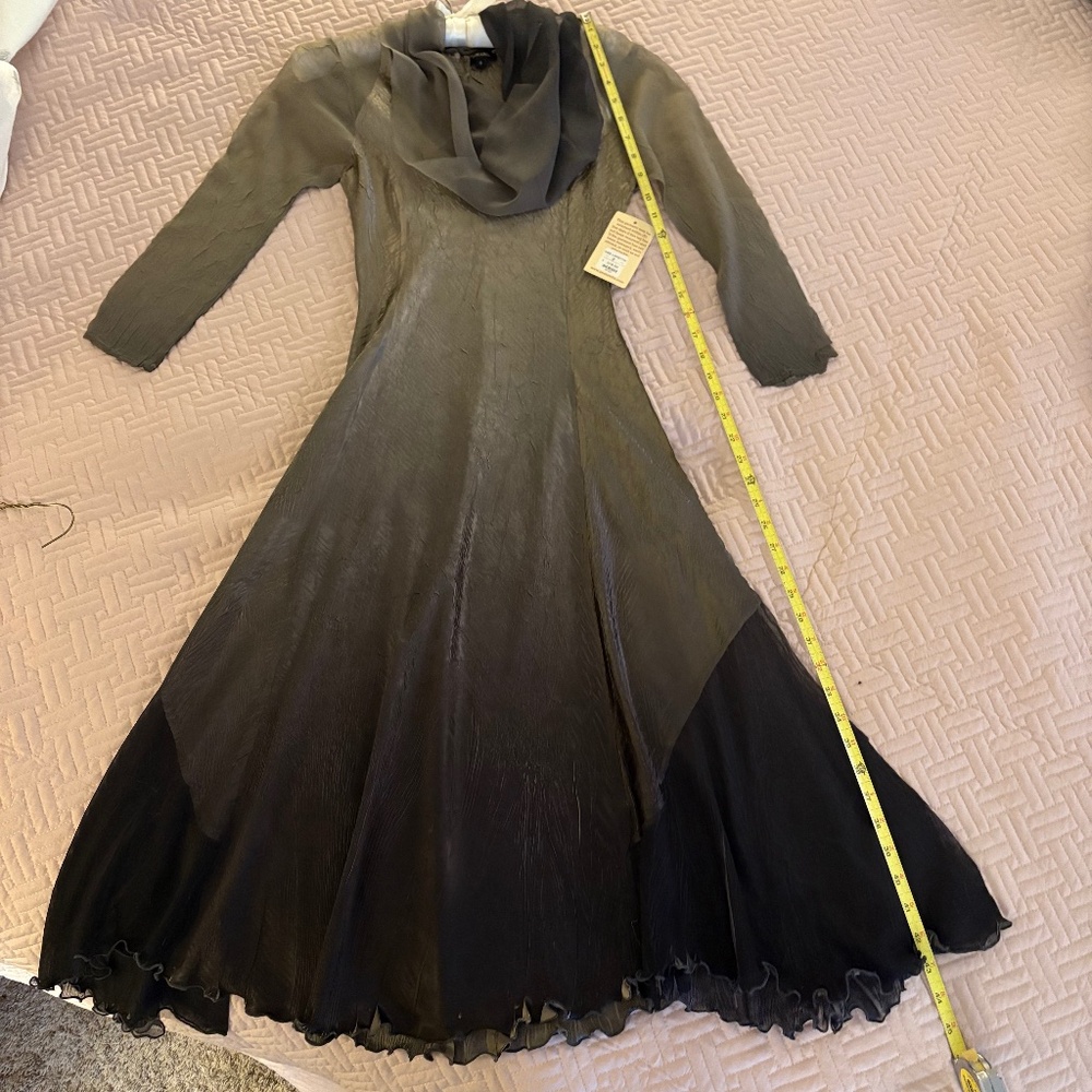 Komarov Women's dress Size S, Black, Gray